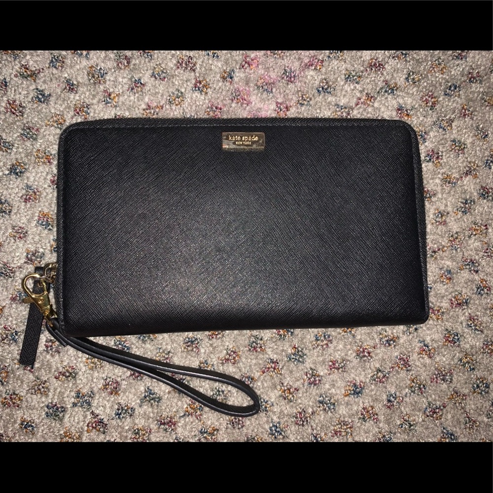 Kate Spade Wristlet/wallet